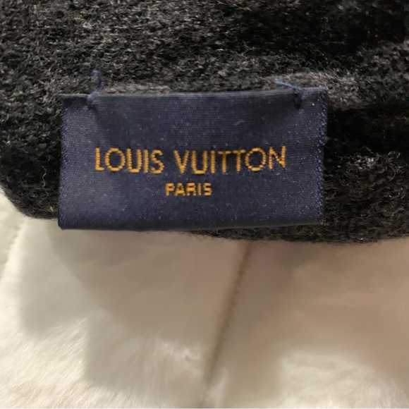 Louis Vuitton Petit Damier Beanie - Picture 5 of 5